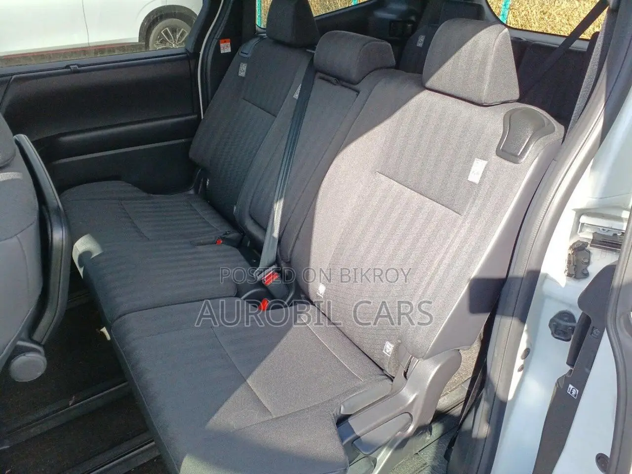 Toyota Noah 2022 Pearl