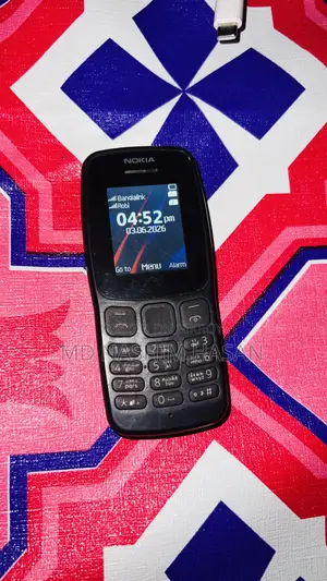 নোকিয়া ১০৬ কালো