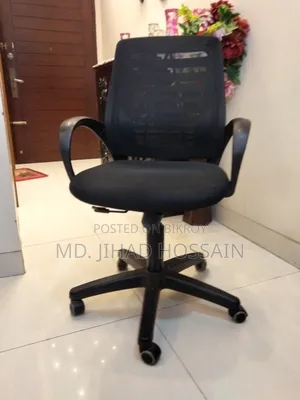 Akhtar Brand Office Chair for Sale, Comfortable Cushion Seat