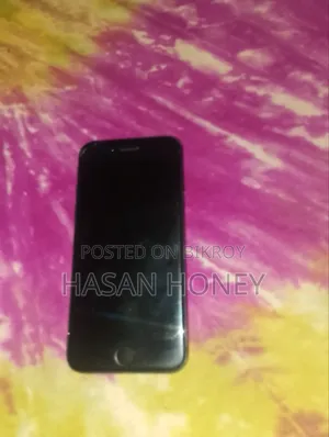 Apple iPhone 7 32 GB Black