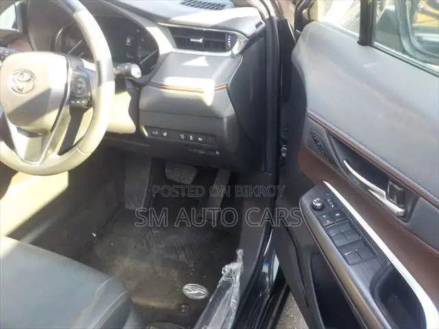 Toyota Harrier 2021 Black