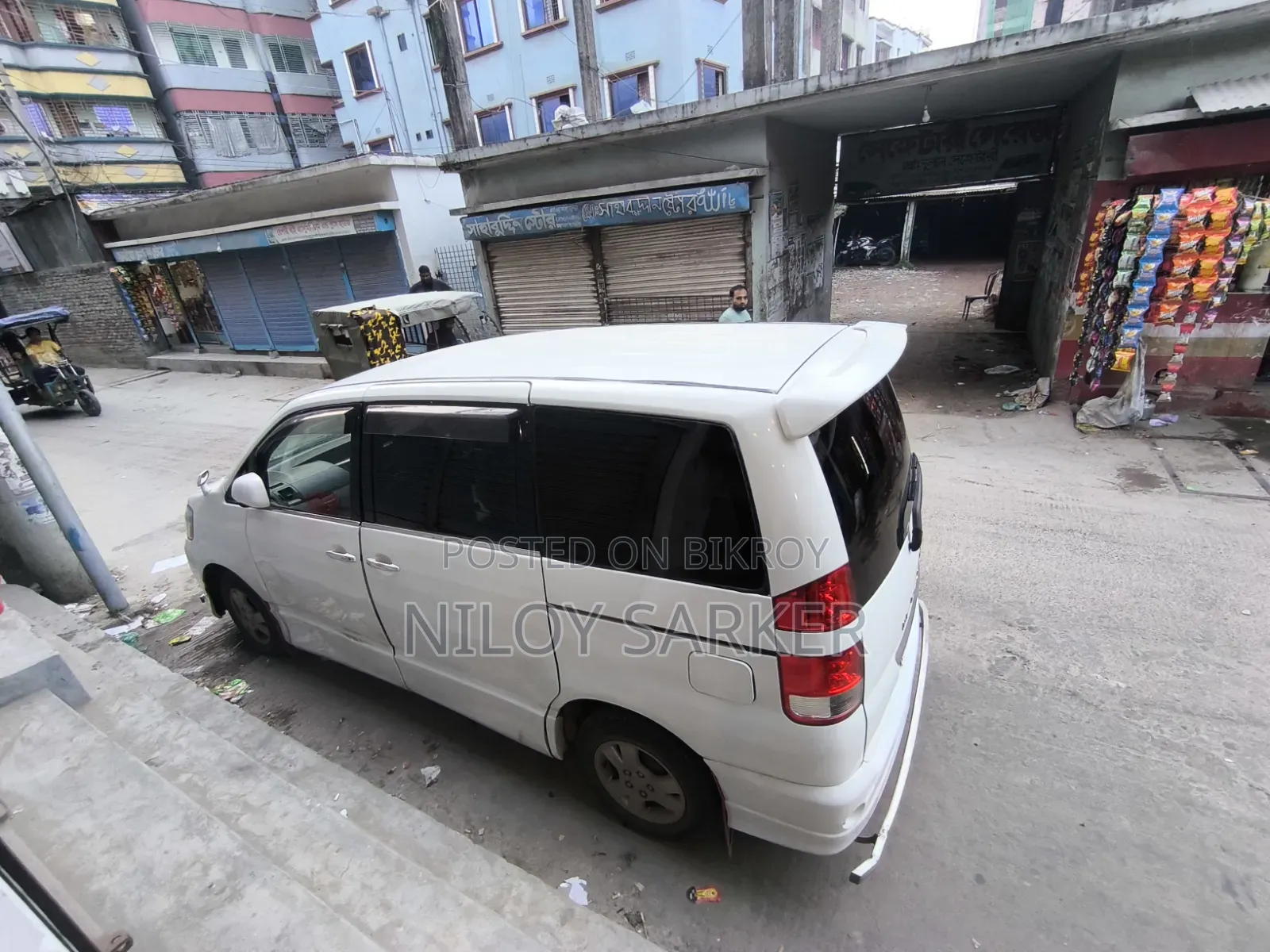 Toyota Noah 2004 Purple