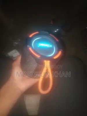 Bluetooth Speaker একদম ফ্রেশ কন্ডিশন ১০/১২ দিন ব্যবহার হইছে