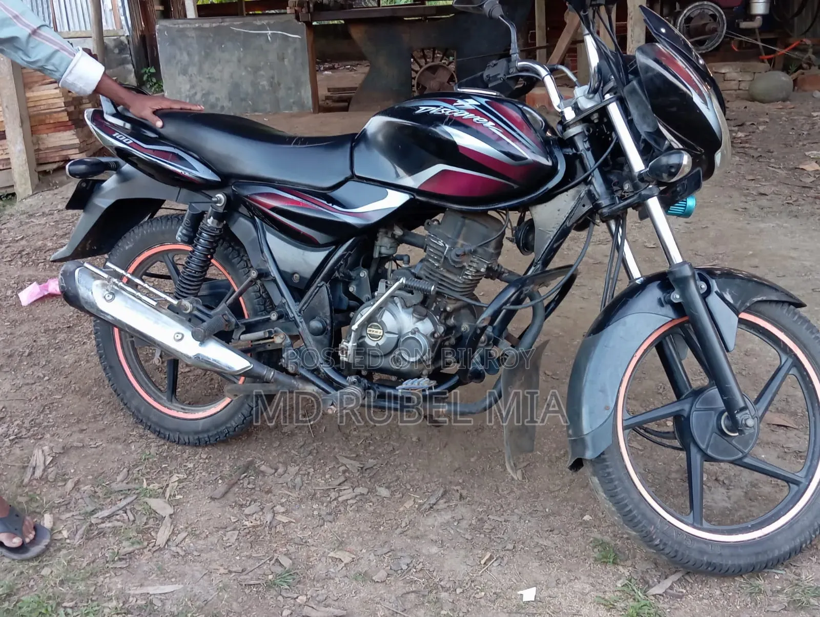 Bajaj Discover 100 2016 Gray