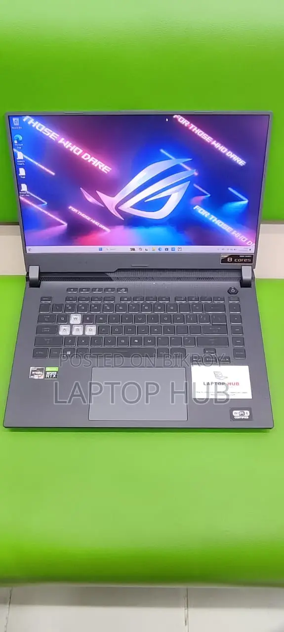Laptop Asus ROG Strix G17 16GB AMD Ryzen 9 SSD 1T