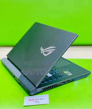 Laptop Asus ROG Strix G17 16GB AMD Ryzen 9 SSD 1T