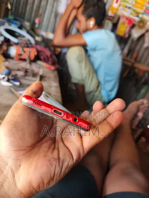 স্যামসাং গ্যালাক্সি এ১২ ৬৪ জিবি রেড