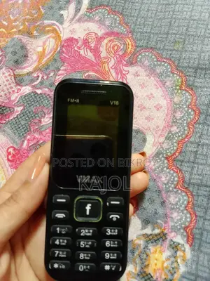 ইএল ৬সি ৮ জিবি ব্ল্যাক