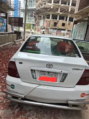 টয়োটা করোল্লা ২০০৫ পার্পল