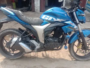 সুজুকি জিক্সার মনোটোন ২০১৬ নীল