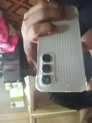 ইনফিনিক্স হট ৬০আই ১২৮ জিবি হোয়াইট