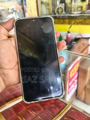 Vivo Y17 128 GB Pink