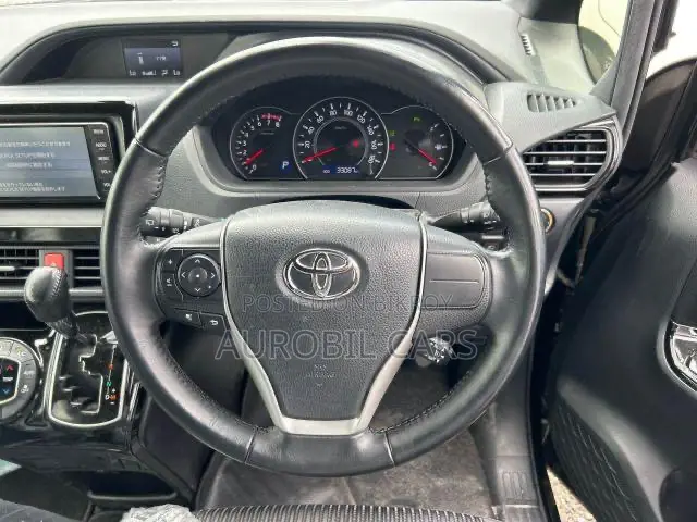 Toyota Noah 2020 Black