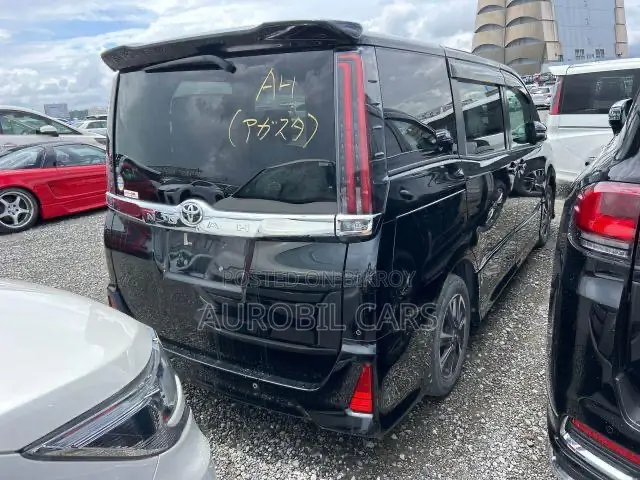 Toyota Noah 2020 Black