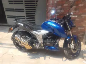 TVS Apache RTR 160 4V 2019 Blue
