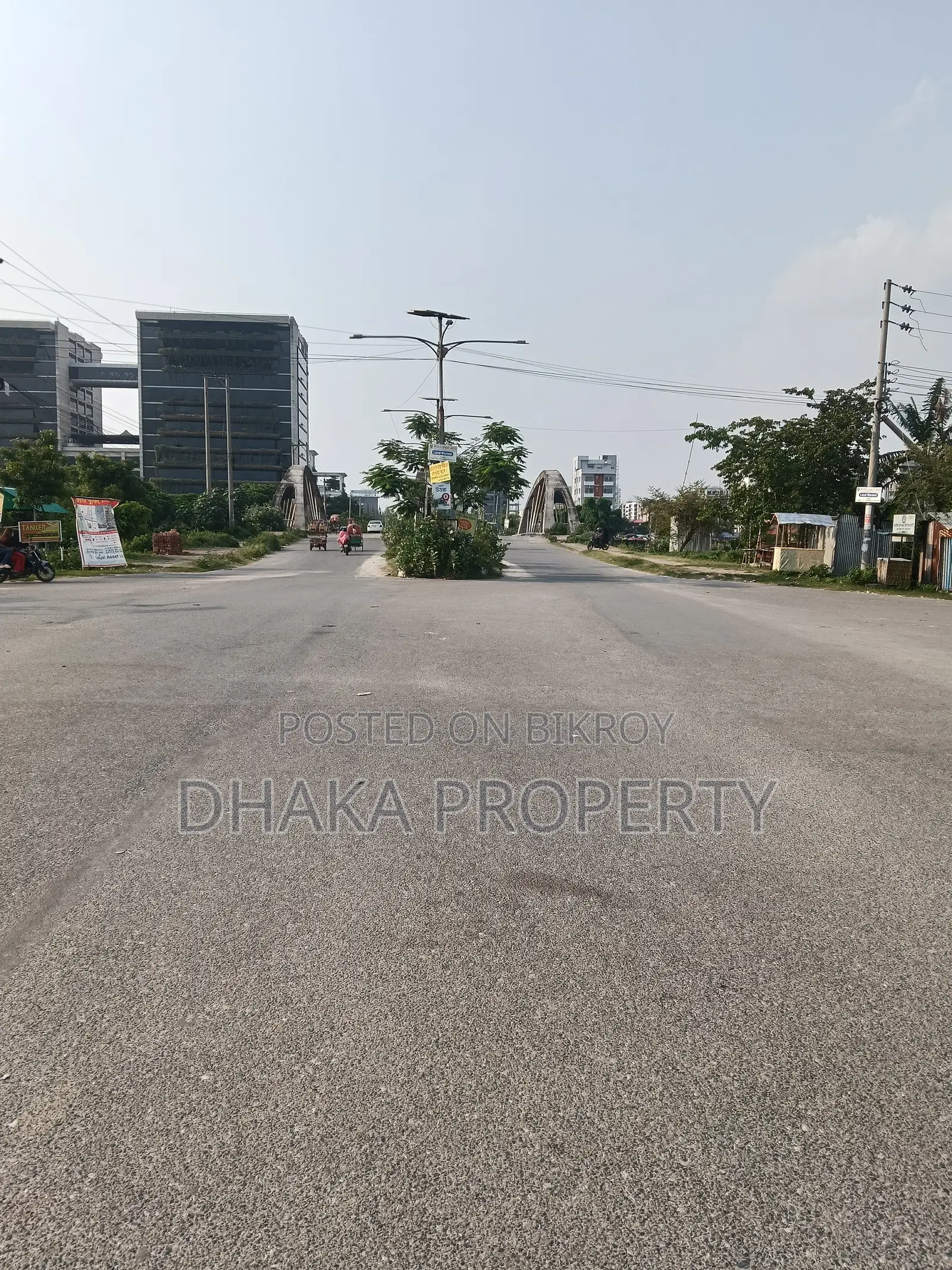 ৩ কাঠা কমার্শিয়াল প্লট দক্ষিণ মুখি সেক্টর ১৭/এইচ-১ ব্লক