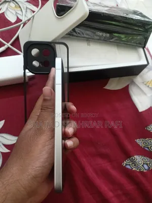 নতুন iQOO 15 ২৫৬ জিবি সাদা