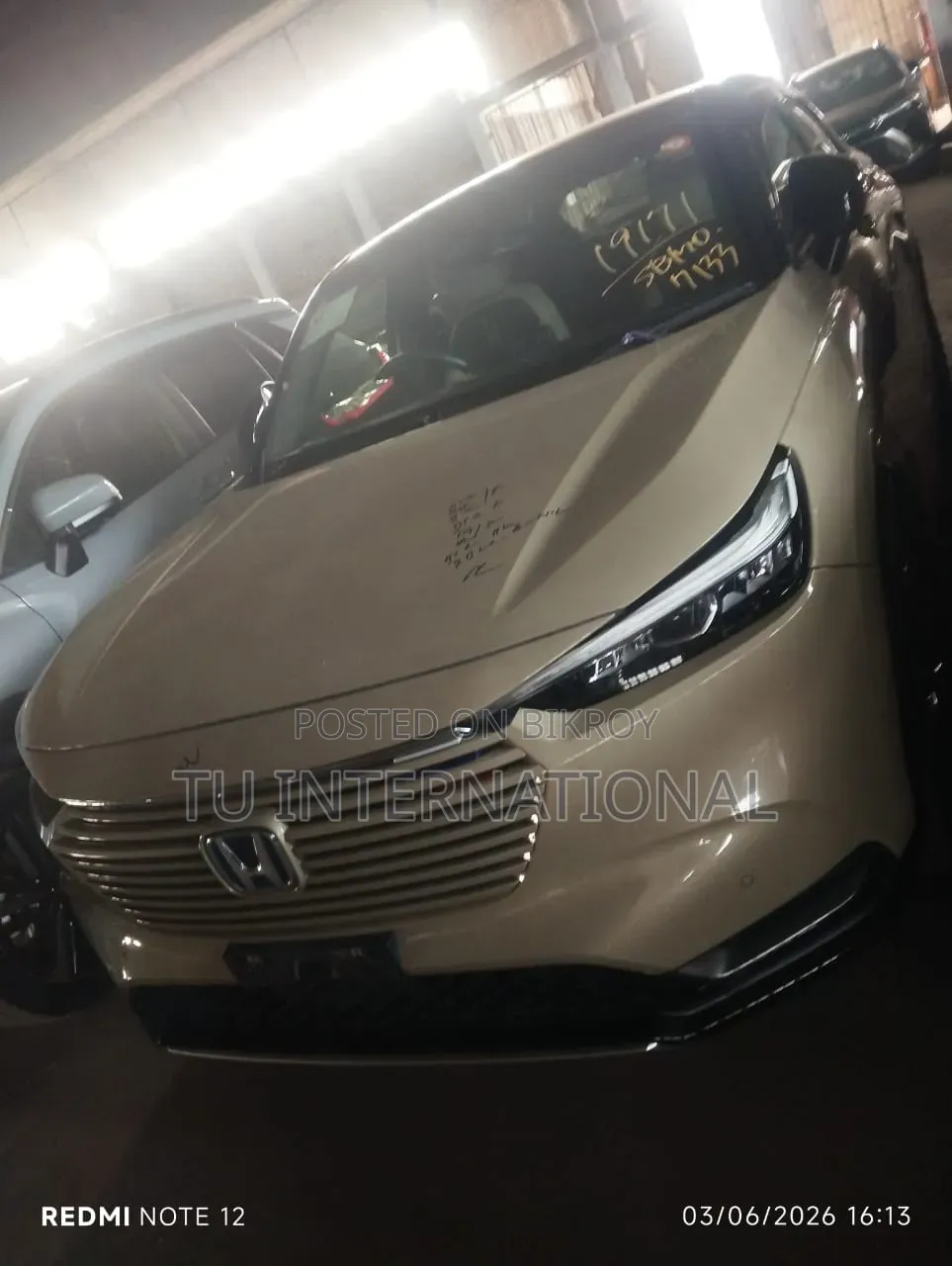Honda Vezel 2021 Beige