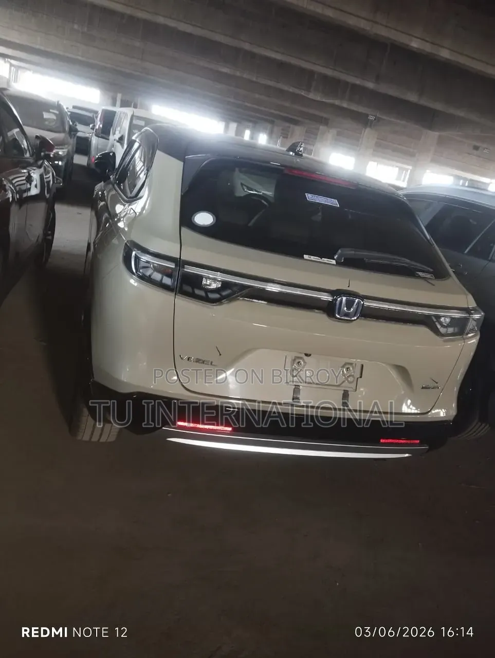 Honda Vezel 2021 Beige