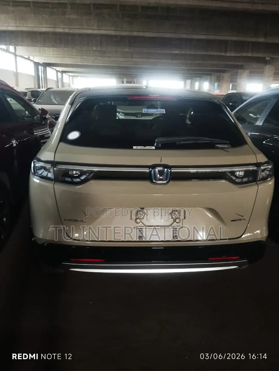 Honda Vezel 2021 Beige