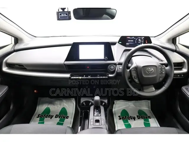 Toyota Prius LE All-Wheel Drive-e 2023 Pearl