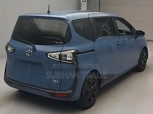 Toyota Sienta 2022 Blue