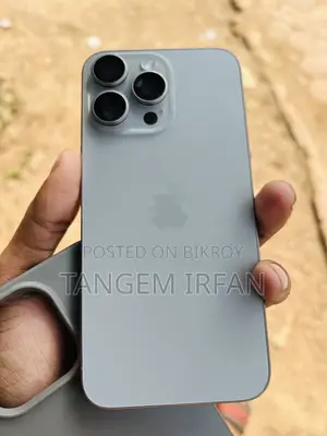 Apple iPhone 15 Pro Max 256 GB