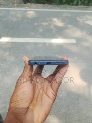 টেকনো স্পার্ক গো ৬৪ জিবি কালো