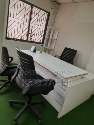 805 Square Feet Commercial Office