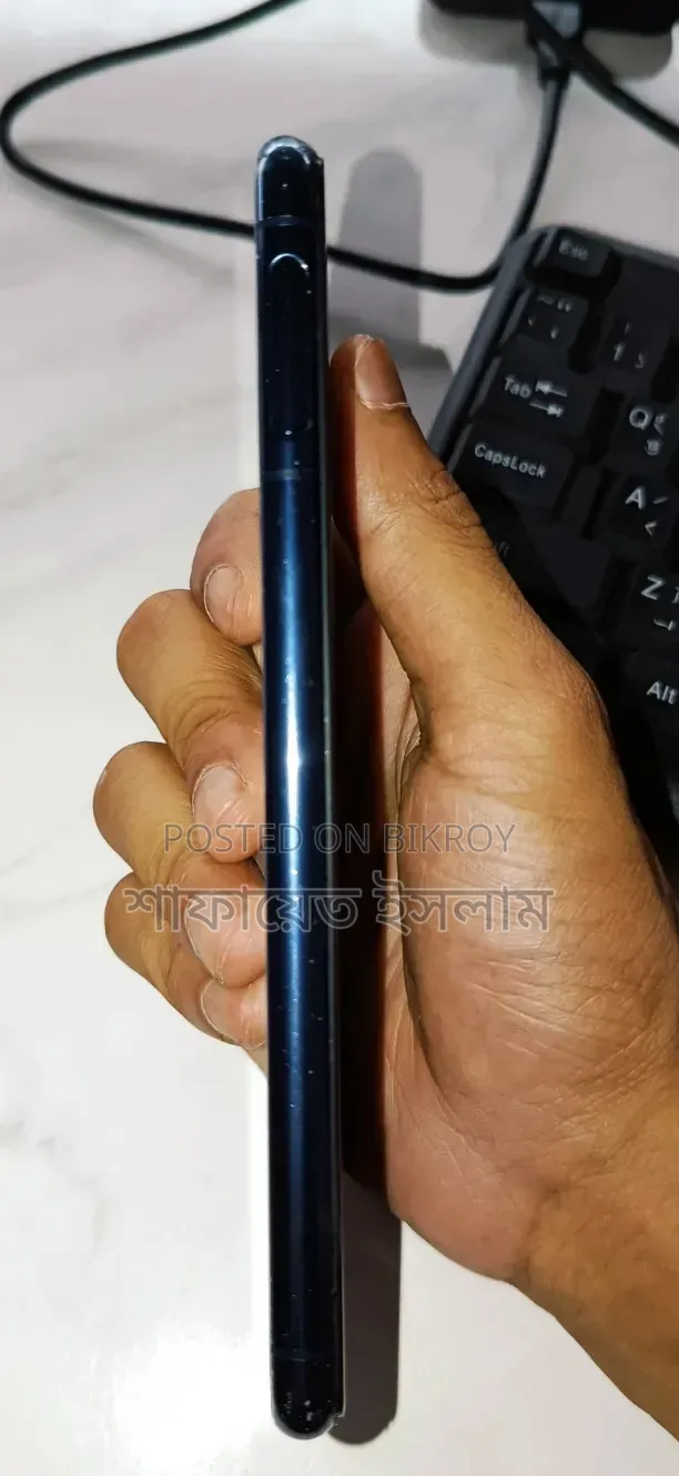 সনি এক্সপেরিয়া ৫ ২ ১২৮ জিবি নীল