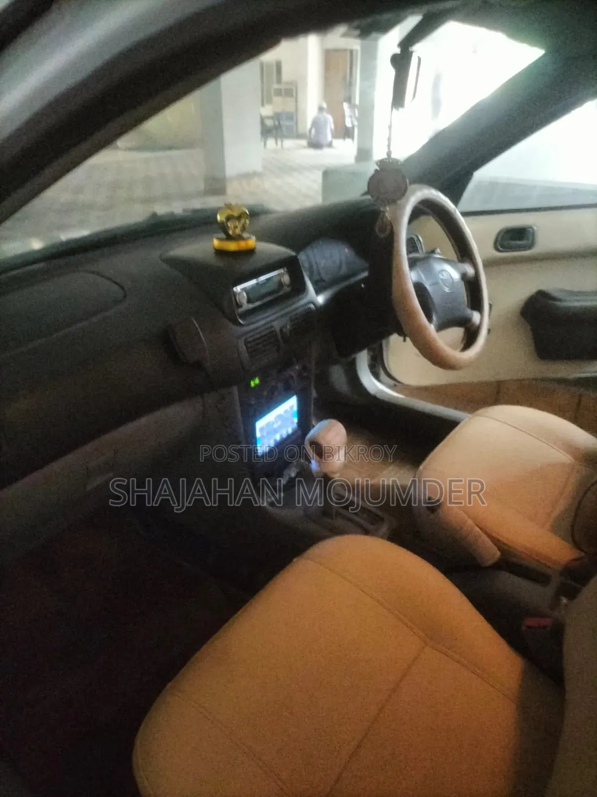 টয়োটা করোলা ১৯৯৭ হোয়াইট