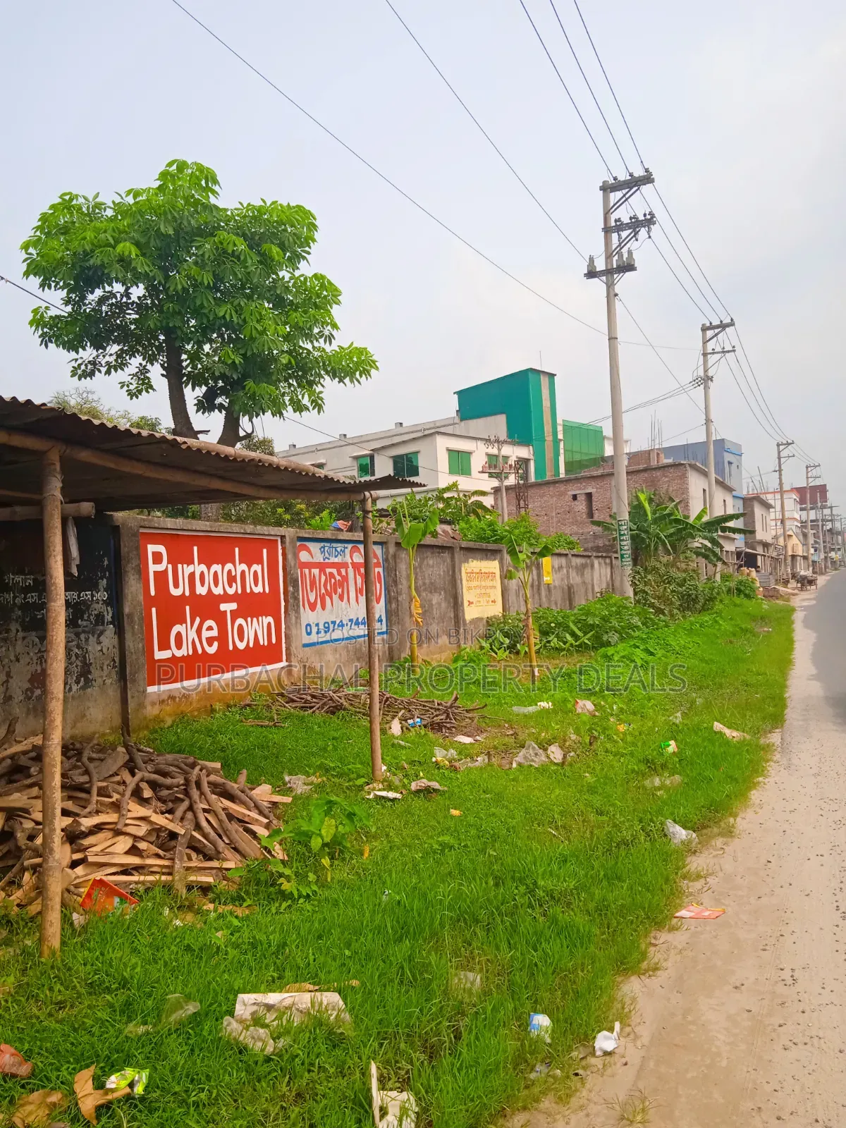 পূর্বাচল ছুটি রিসোর্ট সংলগ্ন ১৮০ হাইওয়ে সংলগ্ন ৩৬শতাংশ জমি বিক্রয়