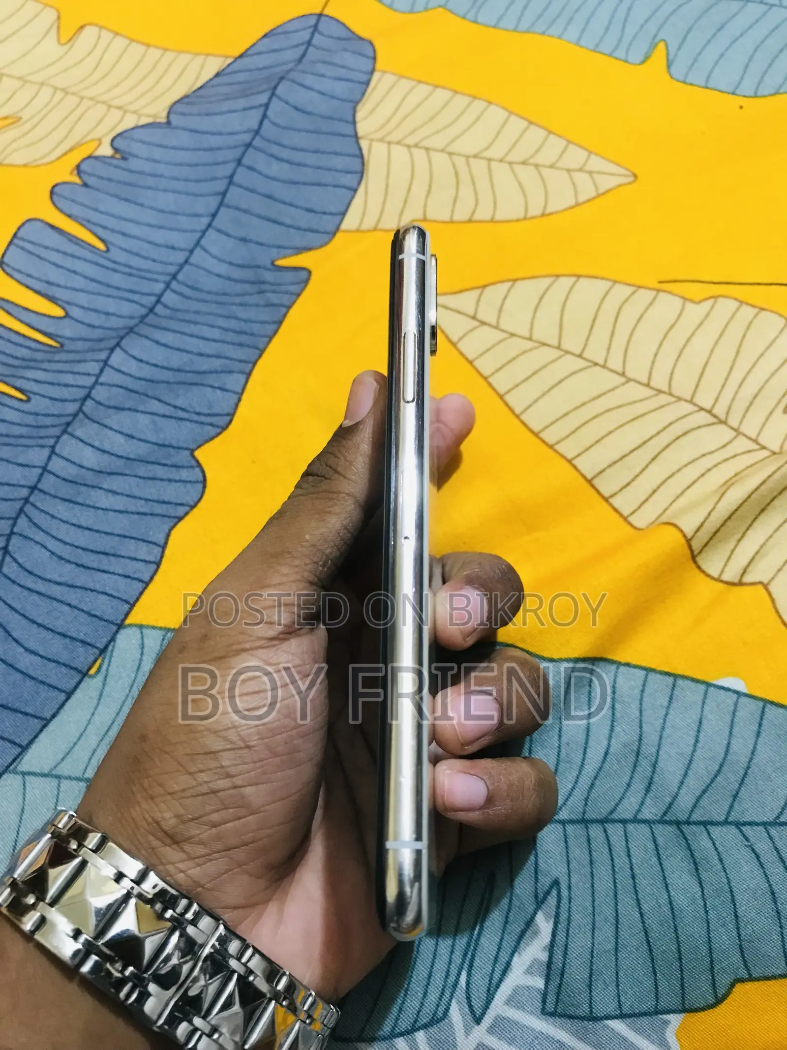 Apple iPhone X 64 GB White