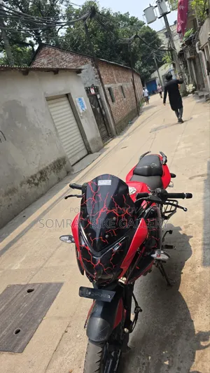 Bajaj Pulsar 150 2017 Red