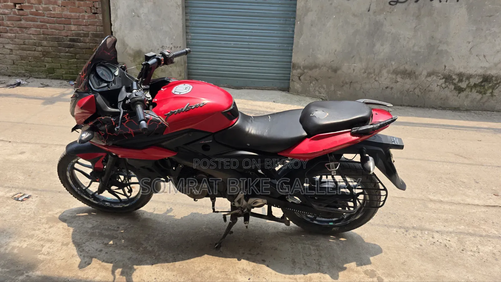 Bajaj Pulsar 150 2017 Red