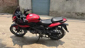Bajaj Pulsar 150 2017 Red