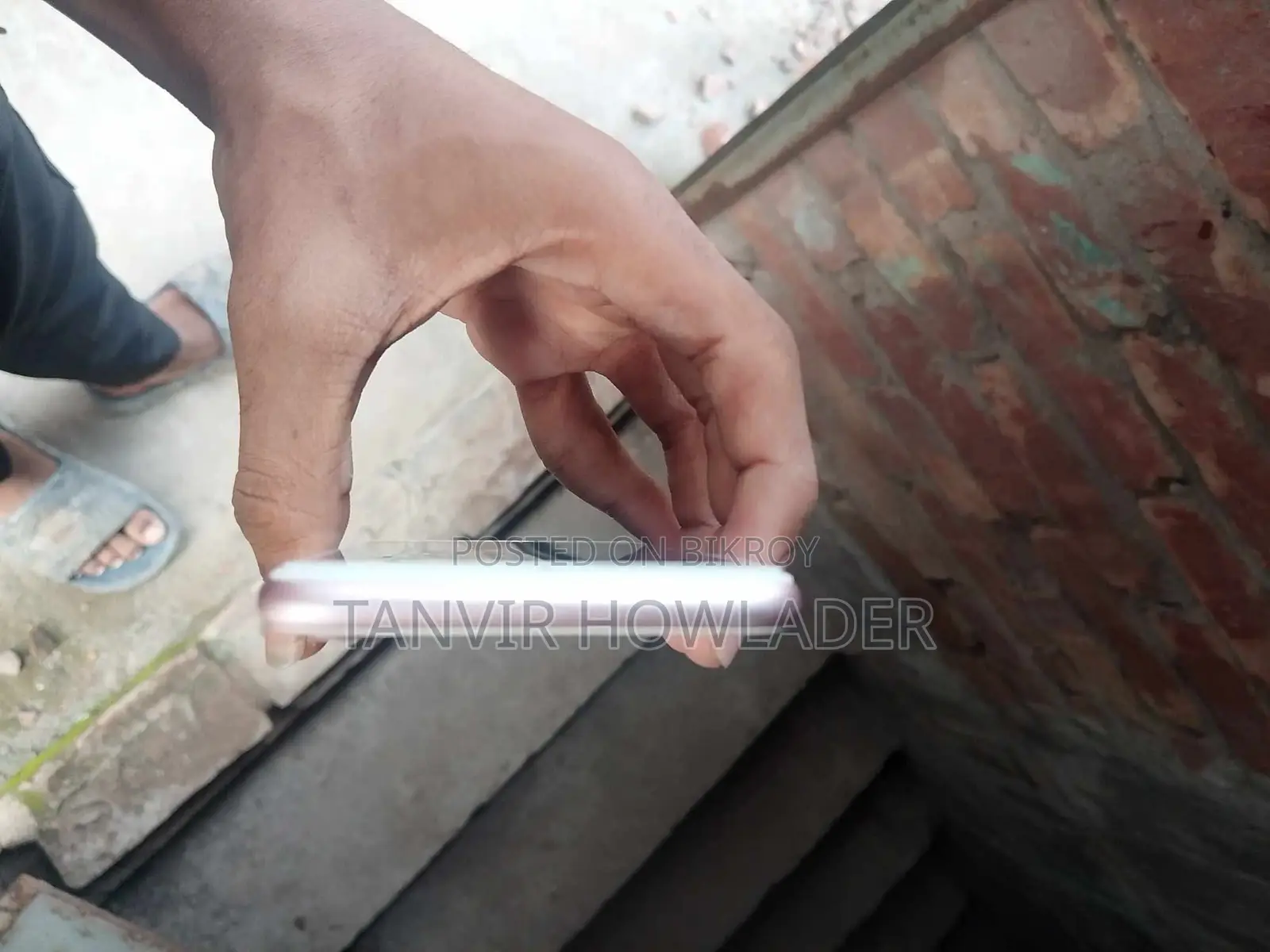 অ্যাপল আইফোন ৭ ১২৮ জিবি রোজ গোল্ড