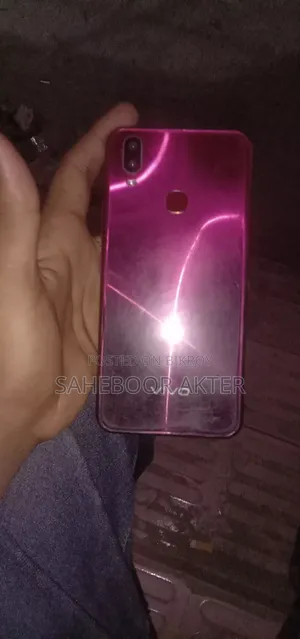 Vivo Y11 32 GB Red