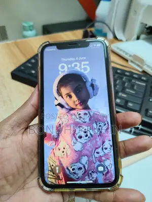 Apple iPhone XR 64 GB Red