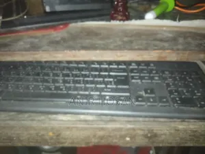 Desktop Computer Gigabyte GB-BKi5HT2-7200 8GB Intel Core I3 HDD 1T