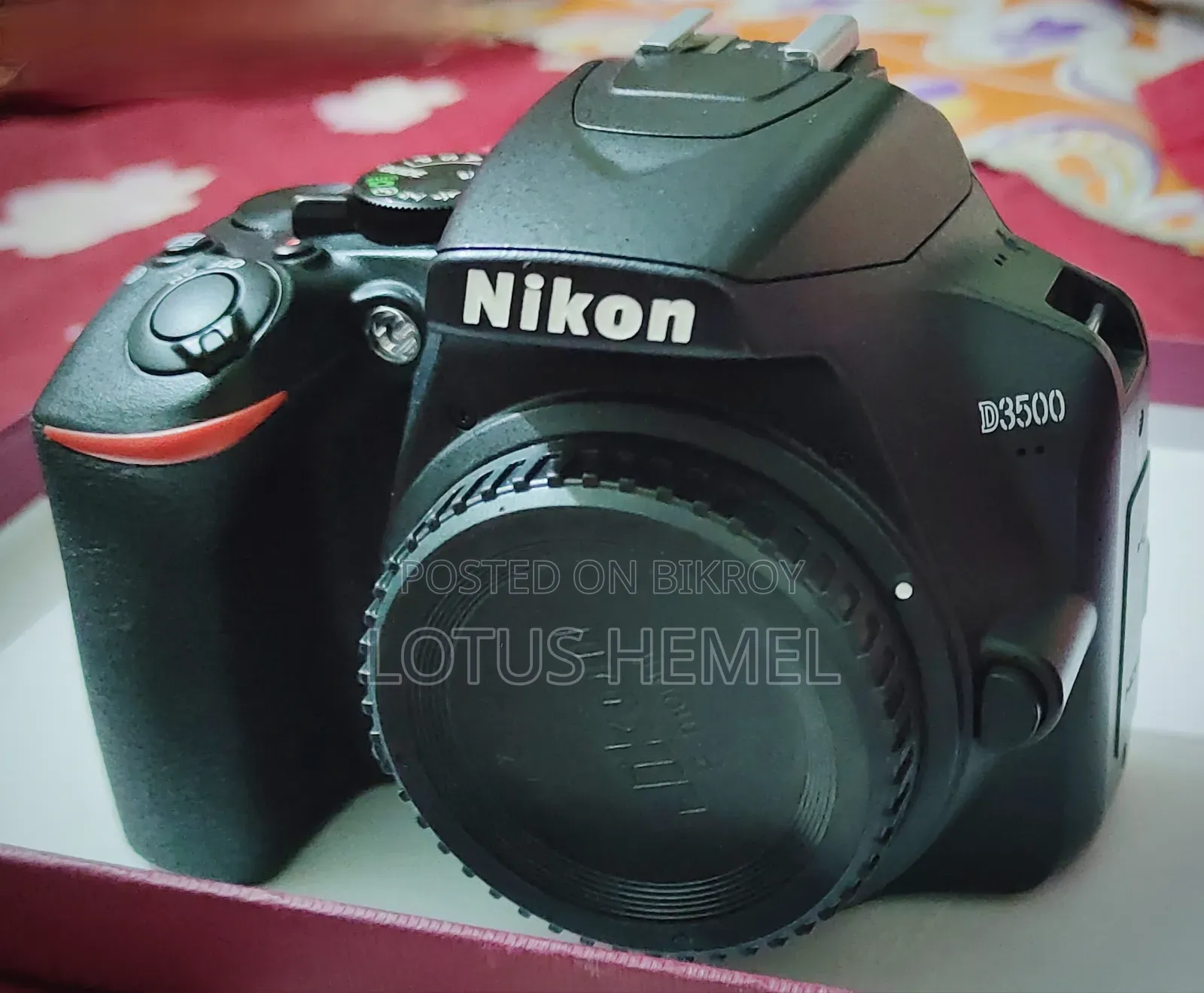 Nikon D3500 24.2 MP DSLR Camera With AF-S 18-55mm VR Lens