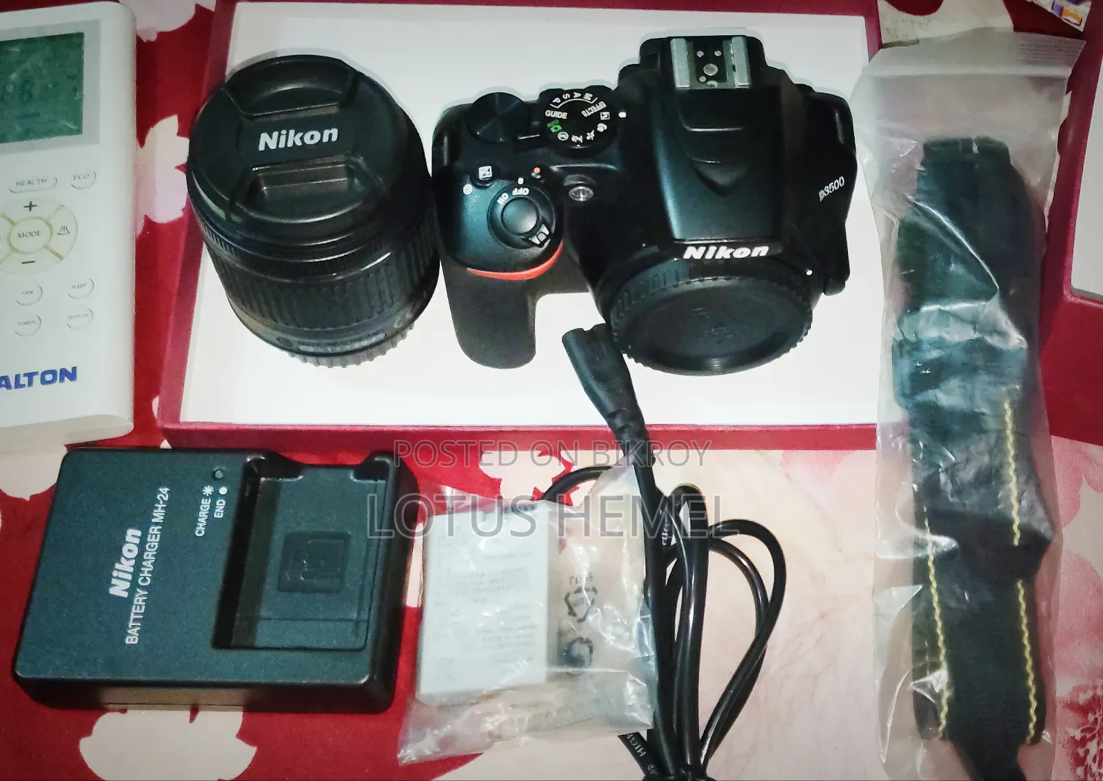 Nikon D3500 24.2 MP DSLR Camera With AF-S 18-55mm VR Lens