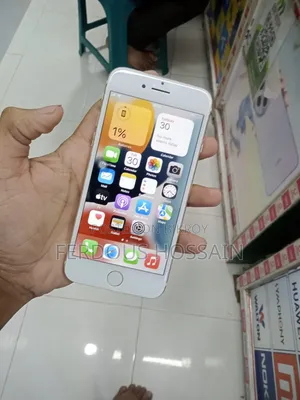 নতুন অ্যাপল আইফোন ৭ ৩২ জিবি গোল্ড