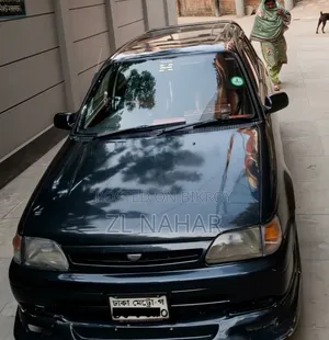 Toyota Starlet Glanza 1995 Black