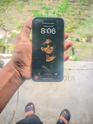 Apple iPhone XR 64 GB Black