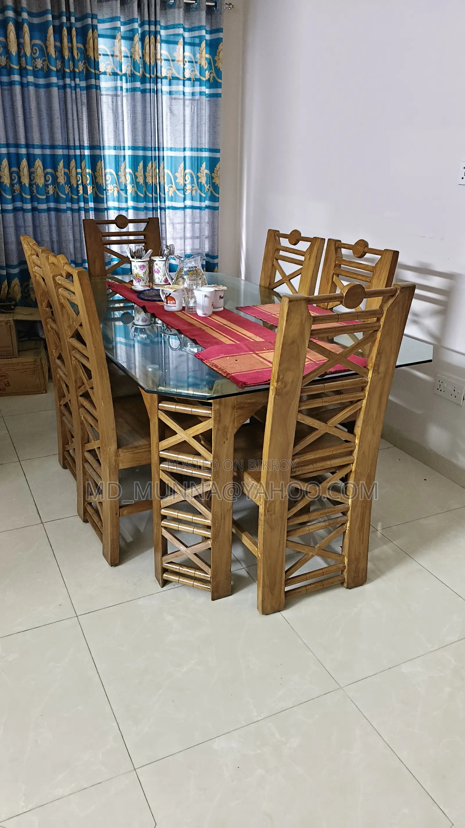 ডাইনিং টেবিল সেট