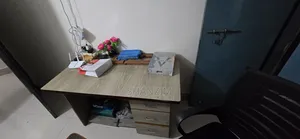 অফিসিয়াল টেবিল এন্ড চেয়ার