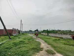 দক্ষিণ পূর্ব কর্নার তিন কাঠা প্লট বিক্রয় সেক্টর ২০