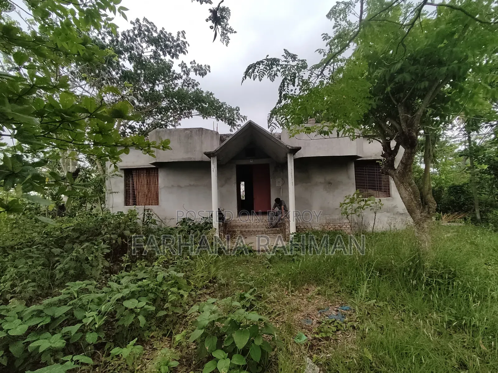 4-Bedroom Bungalow in Batiaghata for sale