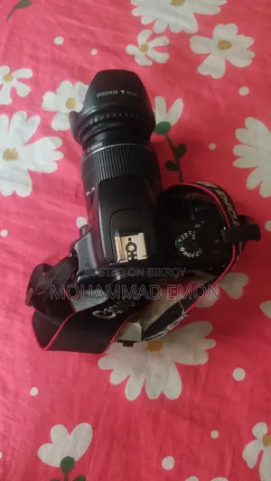 Camera Canon 1000d